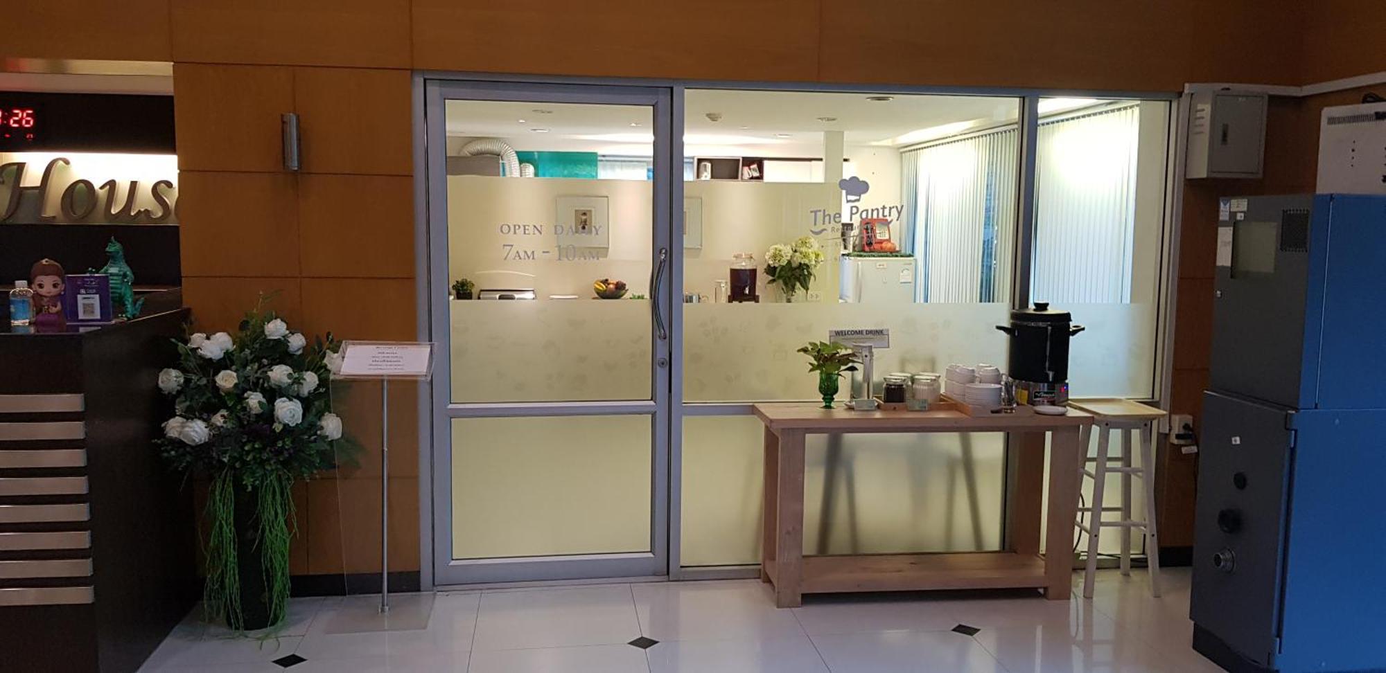 Sena House Hotell Bangkok Exteriör bild