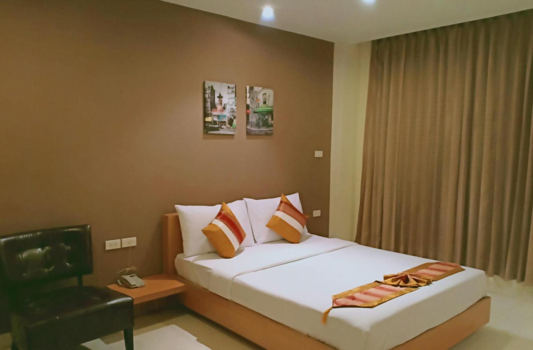 Sena House Hotell Bangkok Exteriör bild