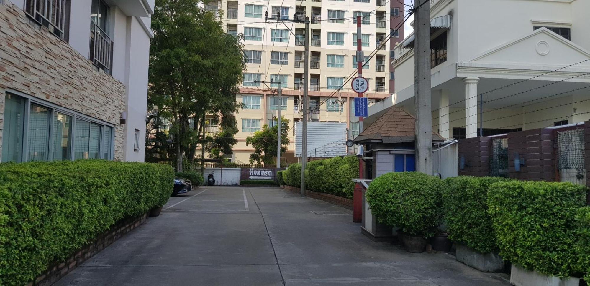 Sena House Hotell Bangkok Exteriör bild
