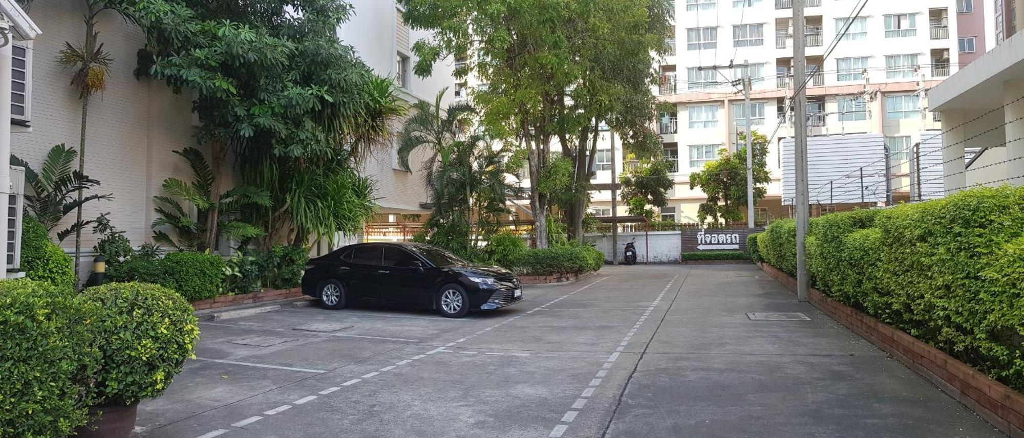 Sena House Hotell Bangkok Exteriör bild